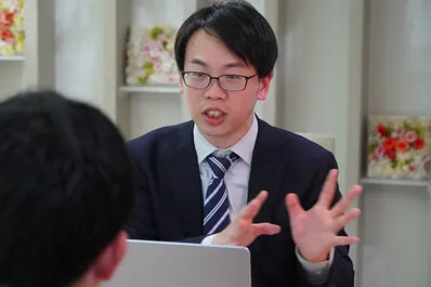 インタビュー中の様子